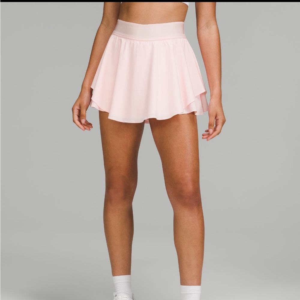 Lululemon size 4 court rival high rise skirt *short*